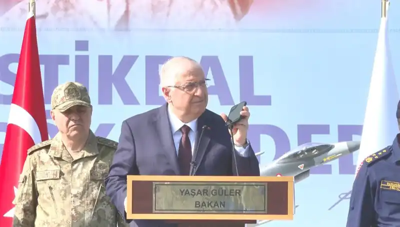 Cumhurbaşkanı Erdoğan'dan Mehmetçik'e Bayram Kutlaması: Zafere Vurgu