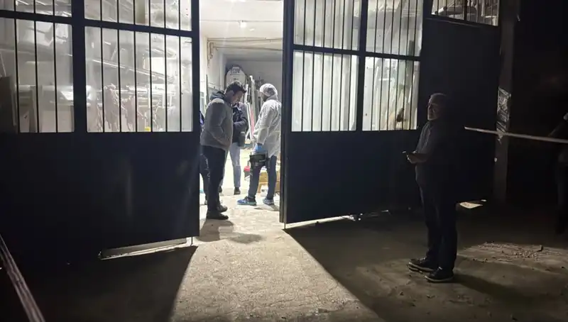 İş Yerinde Şok Edici Cinayet: Öldürdükten Sonra Üzerini Battaniye ile Örtmüşler
