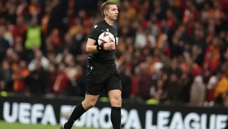 Galatasaray-Antalyaspor Maçının VAR'ı Belçikalı Lawrence Olacak: Ayrıntılar Açıklandı