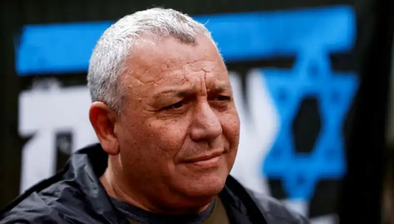 İsrail Siyasetinde Deprem: Gadi Eisenkot'un İstifası ve Sonuçları