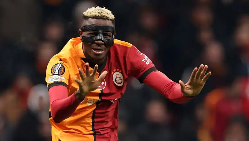 Osimhen İçin 65 Milyon Euro: Futbol Dünyasında Transfer Mücadelesi