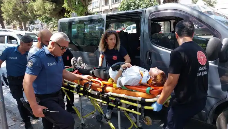 Samsun’da Feci Kaza: Minibüs Kamyona Çarptı, Yaralılar Var
