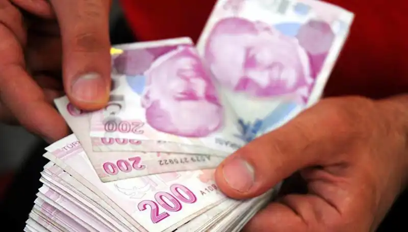 Emeklilere Bayram İkramiyesi: 1000 TL'nin Dağıtım Tarihleri Açıklandı!