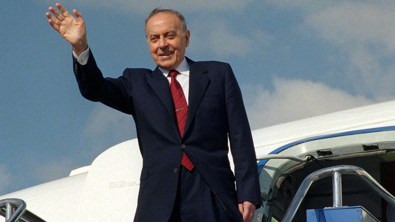Azerbaycan Milli Lideri Haydar Aliyev'in Siyasi Mirası