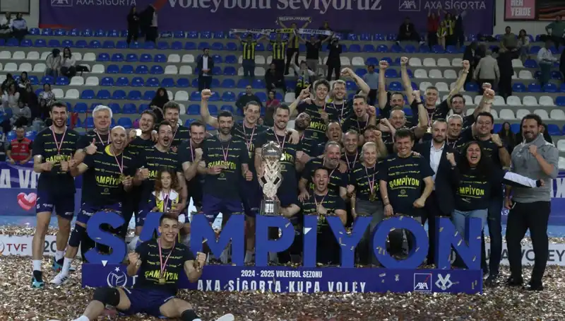 Fenerbahçe Kupa Voley'de Tarih Yazdı: Şampiyonluk Aşkı Başarıyla Taçlandı
