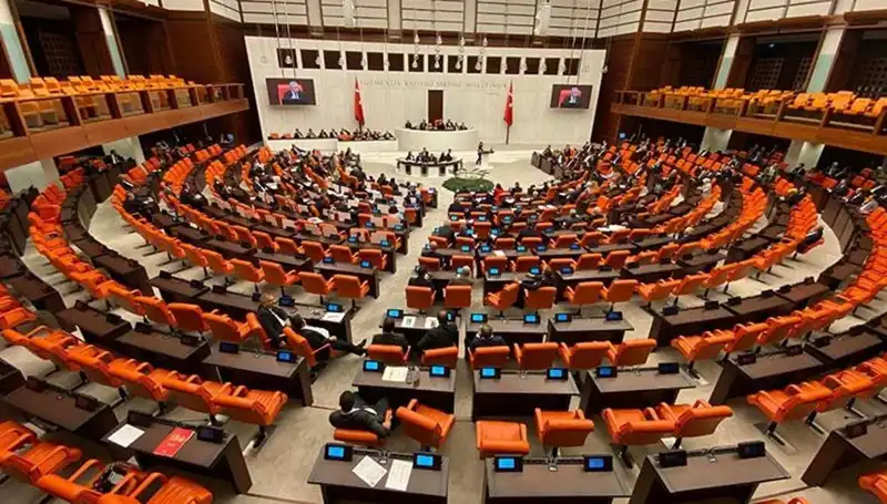 TBMM'de Emekli İkramiyesinde Tarihi Artış: 4 Bin TL Olacak!
